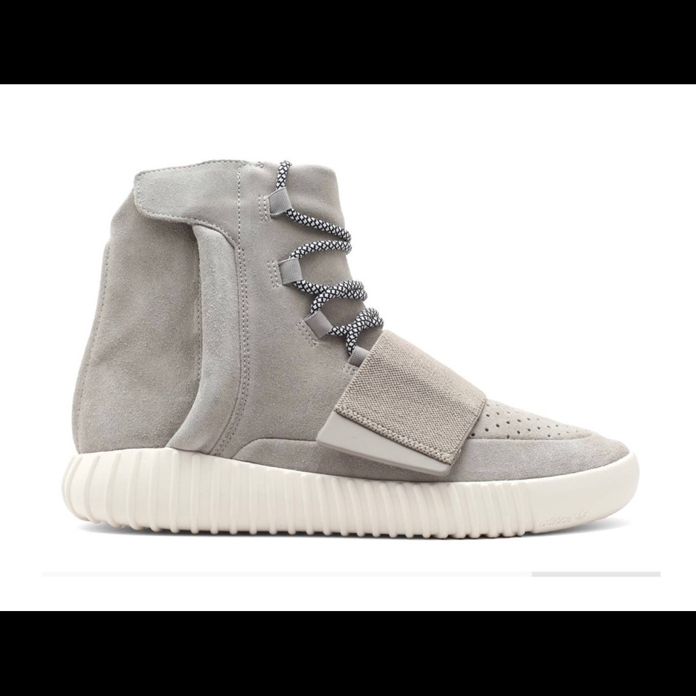 YEEZY 750 BOOST b35309 light brown carbon white